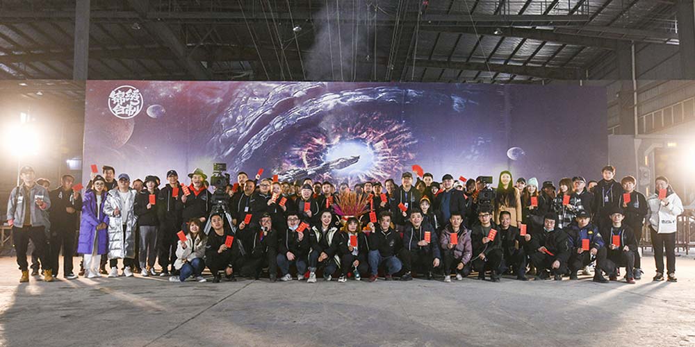 电影《星门深渊》开机 近万米实景棚打造科幻巨制