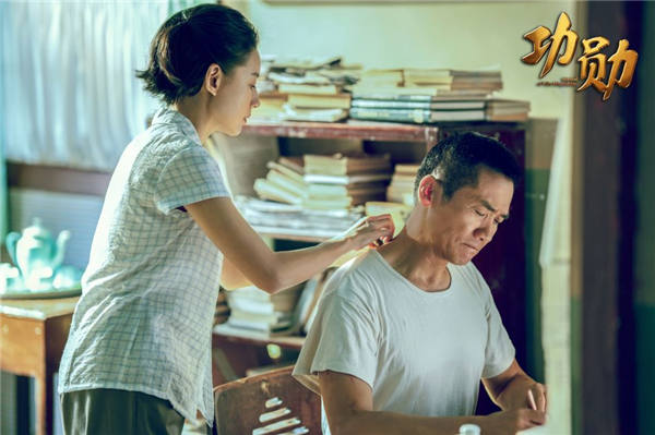 《功勋》今晚收官 我们共同见证“袁隆平的梦”成为现实(图6) 《功勋》今晚收官 我们共同见证“袁隆平的梦”成为现实(图6)